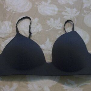 VICTORIA'S SECRET BRA SIZE 34C